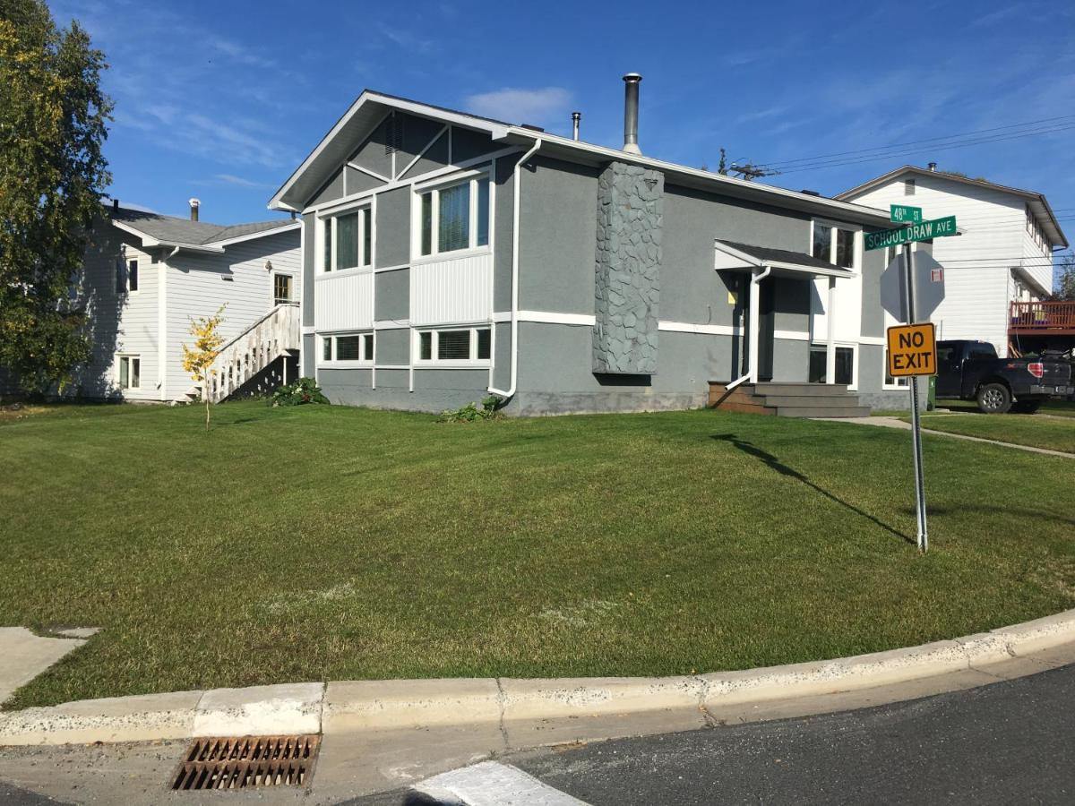 Polar Nights Bed & Breakfast Yellowknife Exterior photo